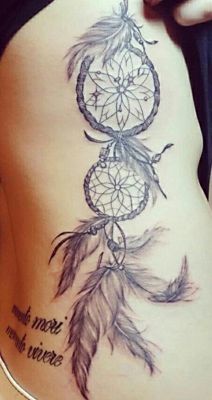  Tatouage attrape rêve en deux parties sur les côtes